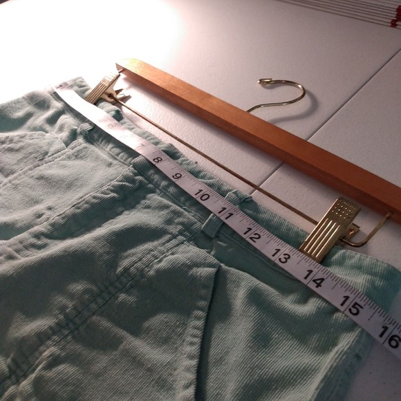 Cotton Candy Women's Mint Green Corduroy Short Shorts Pockets Size Medium - Picture 3 of 7